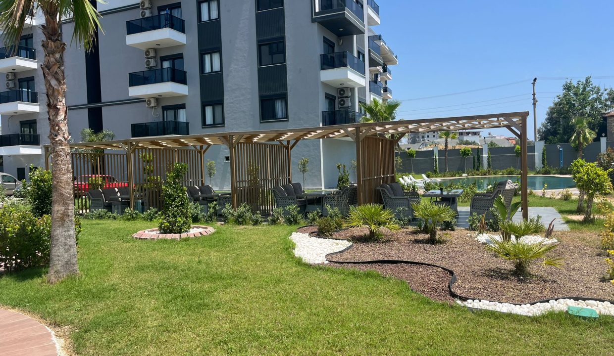 WhatsApp Image 2024-10-19 at 16.29.01 (1)