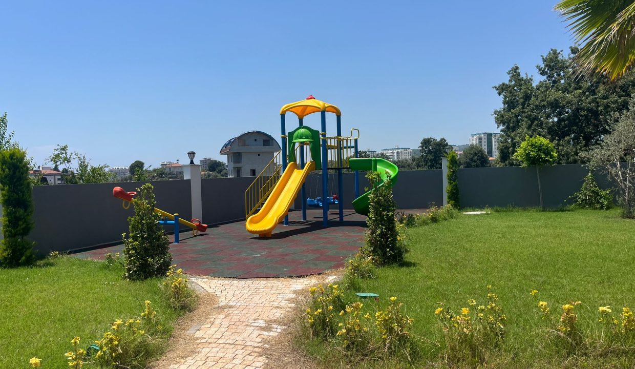 WhatsApp Image 2024-10-19 at 16.29.02 (1)