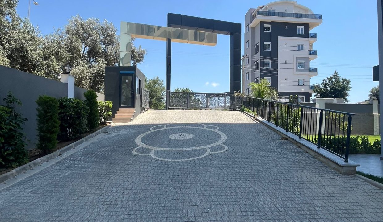 WhatsApp Image 2024-10-19 at 16.29.09 (2)