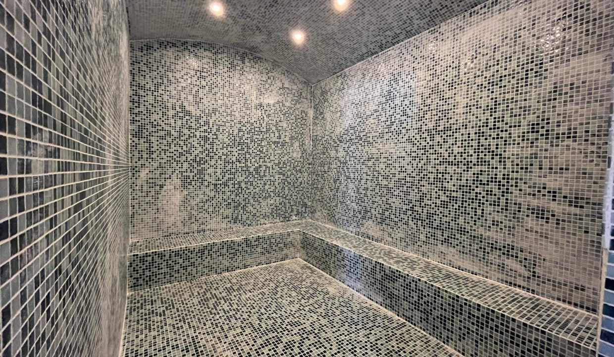 WhatsApp Image 2024-10-19 at 16.29.11 (1)