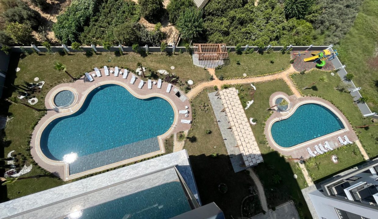 WhatsApp Image 2024-10-19 at 16.29.12 (4)