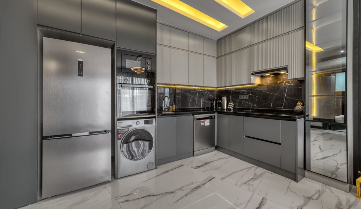 WhatsApp Image 2025-01-06 at 23.27.59