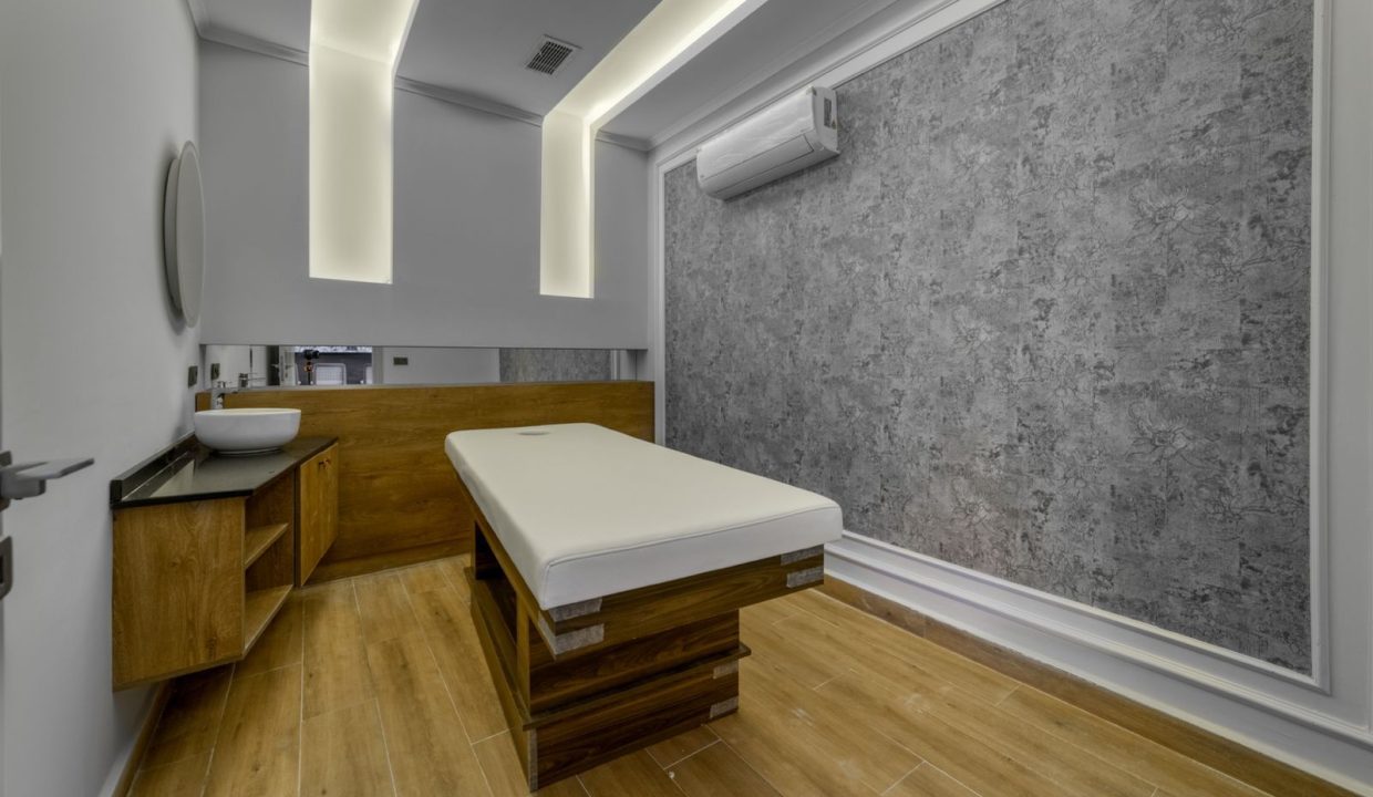 WhatsApp Image 2025-01-06 at 23.28.02 (1)