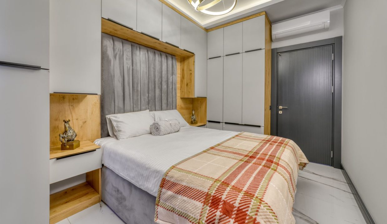 WhatsApp Image 2025-01-06 at 23.28.02 (2)