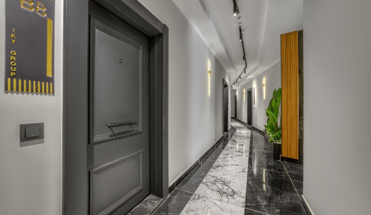 WhatsApp Image 2025-01-06 at 23.28.04