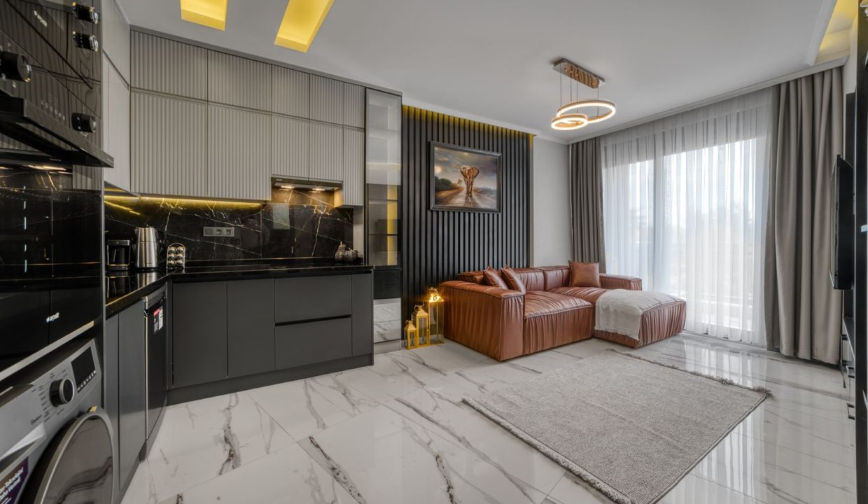 WhatsApp Image 2025-01-06 at 23.28.05